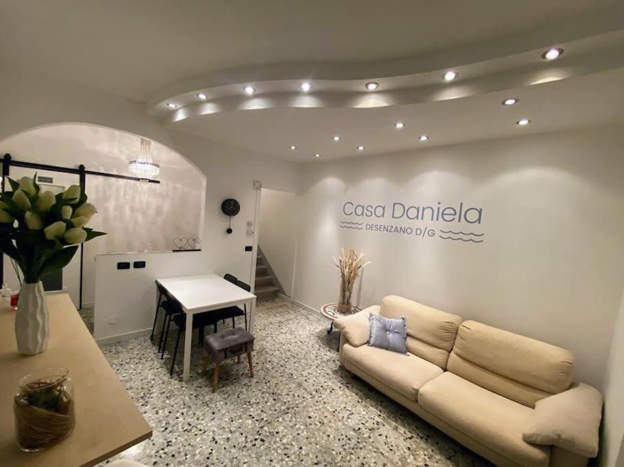 Casa Daniela Villa Desenzano del Garda Exteriör bild